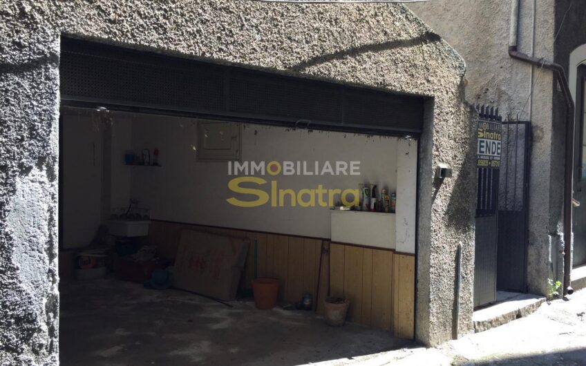 B-491 PATERNO’ – VIA CHIARA (Zona Via Vitt. Emanuele)