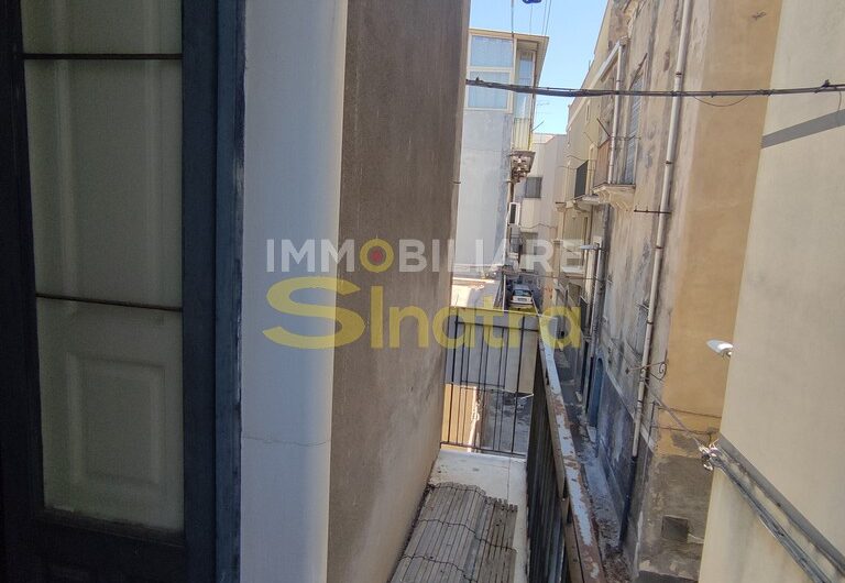 B-491 PATERNO’ – VIA CHIARA (Zona Via Vitt. Emanuele)